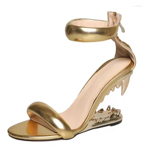 Sandals Vampire's High Heel Zip Patent Leather Open Toe Fashion Novely For Women Leisure Dress Club Sexy Grand Taille chaussures