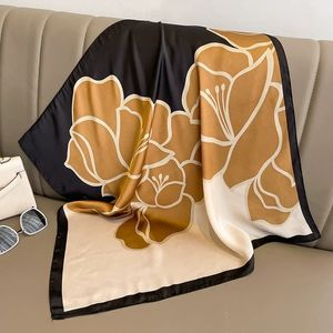 Sarongs 70x70cm Foulard carré imitation soie femme crème solaire foulard en soie automne noir et blanc rayure petite écharpe en gros 231113