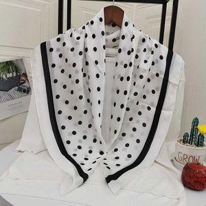 Sarongs Nouveau ins style foulard en soie femme rétro français à pois noir et blanc écharpe décorative écharpe en soie mince châle P230403