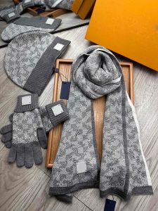 Bufanda Sombrero Guantes Conjunto para gorros Hombres Lana Invierno 3 piezas Diseño Gorras Mantón Diseñador Sombreros Bufandas Lana Gorro Abrigo Bufandas con caja