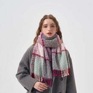 Bufandas 2023 Mezcla de lana para mujer Bufanda con borlas a cuadros Bufandas cálidas cuadradas exteriores de invierno Mantón a cuadros como regalo de Navidad