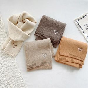 Écharpes coréennes enfants écharpe garçons filles bébé hiver laine mélange chaud écharpes coeur broderie châle enfants foulard extérieur garder