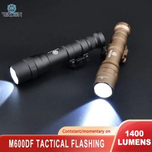 Scopes Airsoft Wadsn M600 M600DF 1400LUMENS TACTIQUE TACTIQUE LAMILLE LED LED DUUAL FUBREAL HUNTING Rifle Scoutlight Fit 20 mm Picatinny Rail