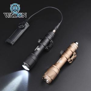 Scopes Wadsn M600C Scout Lampe de poche Dual Functiom Interrupteur de pression Surface M300 M600 600LM Arme Lumière extérieure Airsoft Lighting