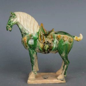 Sculptures chinois imitation antique tang tricolor céramed céramique verte war cheval porcelaine statue 8,27 pouces