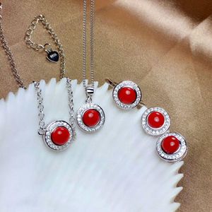 Conjuntos MeiBaPJ Conjunto de joyas de piedras preciosas de coral rojo redondo natural 925 Anillo de plata Collar Pendientes 3 piezas Trajes Joyería de boda