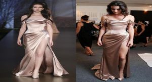 Sexy 2019 Vestidos de noche de sirena de sirena seda elástica de oro rosa larga como satén fuera del cuello con el cuello lateral dividido vestidos de noche formales 7714057