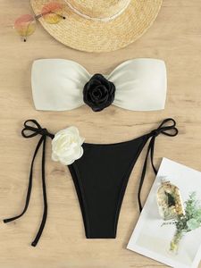 SEXY 3D Floral Designer Bikini Set 2024 Bandeau Push Up Bra Black White Patchwork Micro MAINEMENT SUIRMINATION SUILEM