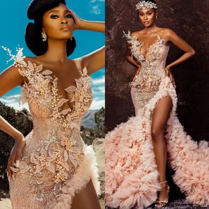 Sexy Arabe Aso Ebi Sirène Robes De Mariée Col En V Cristaux Perlés Luxueux Haute Split Volants À Volants Robes De Mariée Robe