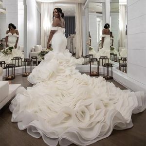 Vestidos de novia de la sirena de lujo en cascada con corsé de talla grande africano platados de hombro volantes vestidos de novia de tren larga toba de soriee