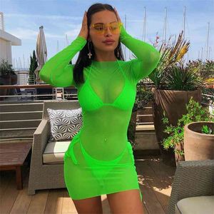 Moda sexy Vestidos de neón verde Perspectiva Malla Vacaciones de verano Playa Ver a través de Bodycon Sun Vestidos Mujeres 210517