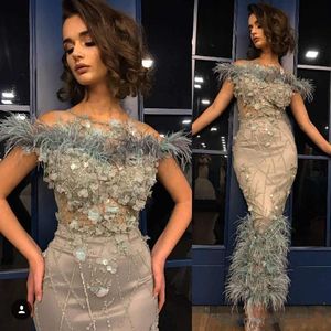 Sexy Grey Prom Dresses Illusion Off Shoulder Crystal Feather Flores florales 3D Flores Flores Mermaid Longitud de la fiesta de la fiesta de la noche.