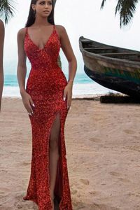 Sexy Red Beach Sirène Robes De Bal Longues Pour Les Femmes Plus La Taille Col En V Haut Côté Fendu Plis Drapé Etage Longueur Soirée Robes D'anniversaire Robe Occasion Spéciale