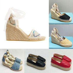 Designer Femmes Cédeaux Sandales Espadrilles High Heels Plateforme en cuir Plate-forme à lacets Matelasse Espadrille Ladies Chaussures hautes 12cm Taille 35-41 avec boîte 037