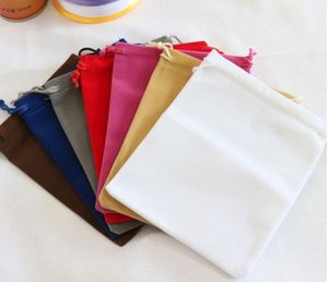 Envío 100 Uds. Bolsa de terciopelo de 1215cm bolsas de joyería cuentas de dulces para fiesta de boda regalo de Navidad bolsas personalizadas para Phoe Power Supply7825204