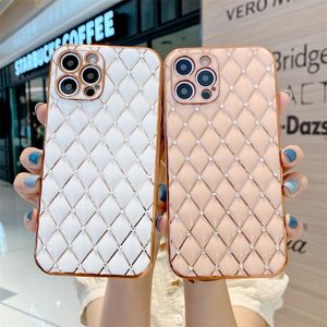 Fundas de teléfono a prueba de golpes para iPhone 14 13 12 11 Pro Max Bling Rhinestone 3D Rhombus contraportada