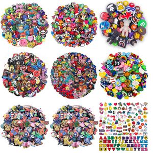 Pièces de chaussures Accessoires Crock Charms Bk Pins pour garçons Girls Random Couchette Cartoon Cool Toddler Kids Decoration Bracelet Bracelet Drop Drop D OTL6E