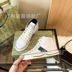 Chaussures Feme Sneaker Shoe Fashion 2024MAC80 Casual Mens Luxury Luxury Spring Brand Brand Couple 1977 High Top Toile Summer Breathable Vzr2