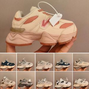Chaussures Kids Running Top Joe Freshgoods Infant Sneaker Suede R Designer Penny Cookie Pink Baby Shower Blue Sea Salt Outdoor Trai
