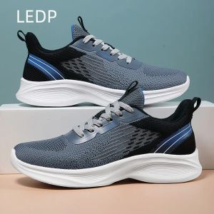 Chaussures baskets masculines Mode décontractée Nouveau dans l'orteil rond léger Original Men's Fly Weave Sneakers Best Sellers en 2023 Produits