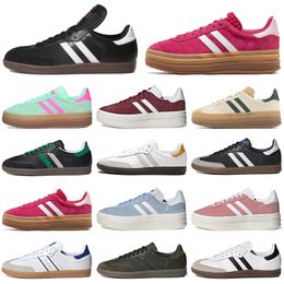 Chaussures végétaliennes de chaussures décontractées pour les hommes entraîneurs de créateurs nuage noyau blanc noyau BONNERNE collégial gum gum extérieur sportif plat sportif