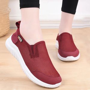 Chaussures Femmes baskets Mesh Breatch Summer Shoes for Women Casual Flats Chaussures Hollow Out Slip on Tennis Chaussures