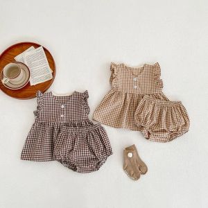 Shorts d'été Nouveau bébé petit plaid à mouche à mouche supérieure + pain short 2 pièces de costume de filles pour les vêtements nouveau-nés