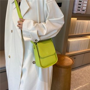 Sacs à bandoulière grande boucle de ceinture concepteur Mini sac à bandoulière en cuir PU pour femmes mode dame sac à main et sac à main jaune