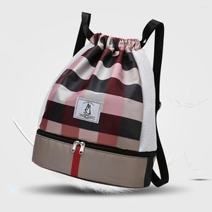 Bolsas de hombro Oxford Dry Wet Separation con compartimento para zapatos Mochila deportiva de yoga a prueba de salpicaduras Ligera portátil para fútbol al aire libre