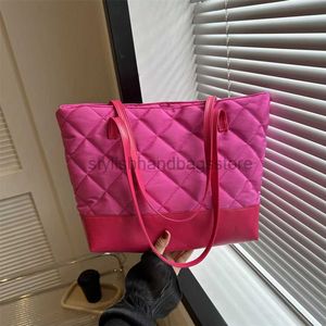 Bolsos de Hombro Bolso de Hombro Acolchado para Mujer Bolso de Hombro con Diamantes de Gran Capacidad Diseño de Bolso Bolso de Almohada Suave Cartera Acolchada Winterstylishhandbagsstore