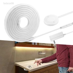 Sign Dimmable Neon Strip Light Hand Sweep Motion Touch Sensor Signal Pénétrable 25MM Bois Conseil Armoires De Cuisine Armoire LED Bande HKD230706