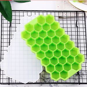 SILIKOLOVE Creative Honeycomb Ice Cube Maker Reusable Trays Silicone Ice cube Mold BPA Free Ice Mould with Removable Lids