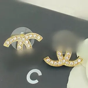 Boucles d'oreilles argentées étalon boucles d'oreilles étalons femme de luxe de luxe boucles d'oreilles multiples c lettre bijoux femmes 18k cadeaux de mariage diamant bijoux de luxe Nice