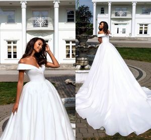 Robe de mariée en satin uni simple et élégante, style Boho, épaules dénudées, dos nu, traîne de balayage, ligne A, grande taille, Robe de mariée