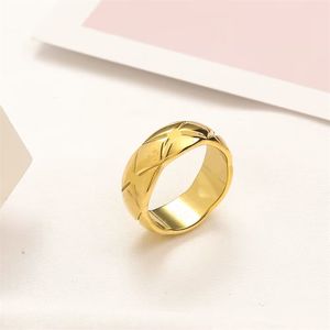 Bagues simples pour hommes, bague de promesse polie, bijoux d'anniversaire pour petite amie, anillos généreux, lettre originale, couleur argent, bagues de créateur en diamant uniques zb100