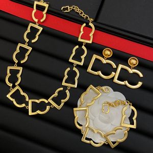 Simple creux lettre pendentif collier Bracelet boucles d'oreilles 18K plaqué or femmes bijoux Vintage chic fête coiffure ensemble