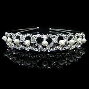 Eenvoudig modelleringsportret van bruid Hoofddeksels handgemaakte parel water diamant zoete haarband