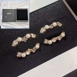 Style Simple femmes perle boucle d'oreille charme luxe Boutique bijoux Original concepteur Logo boucles d'oreilles nouvelles filles Couple cadeau bijoux avec boîte boucles d'oreilles