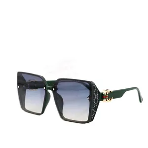 Lunettes de soleil simples hommes designer lentilles dégradées adumbral uv400 lunettes carrées style art occhiali uomo pc matériel cadre léopard métal lunettes plaqué or hj078 C4