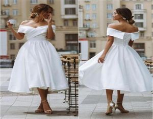 Vestidos de novia simples hasta el té con hombros descubiertos Satén blanco marfil Aline Vestidos de novia cortos Playa Tallas grandes Ropa de boda barata 5282753768