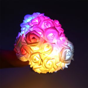 Fleurs de simulation simulation de mousse LED rose guirlande lumineuse roses roses et blanches modèles de batterie solaire anniversaire de mariage décoration de la Saint-Valentin