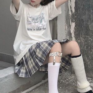 Faldas [Traje de dos piezas] Estudiante de verano Camiseta informal japonesa con estampado de niña Falda plisada Traje de estilo universitario/individual