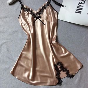 Vêtements de nuit en gros vente chaude dames sexy satin robe de nuit robe dentelle nuisettes col en V chemise de nuit grande taille chemise de nuit vêtements de nuit vêtements de nuit Fo