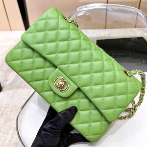 Bolso de lujo WOC Caviar Bolso acolchado de cuero Diseñador CC Bolsa para mujer para hombre Solapa clásica Embrague Bolsa de hombro DHgate Cool Moda Maquillaje Cadena de oro Bolsas de asas cruzadas