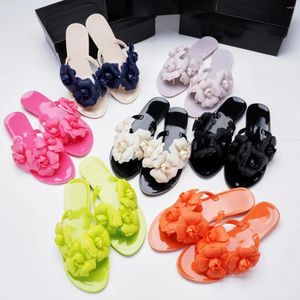 Slippers Fashion Fashion's Jelly Chaussures Brésil 3D Camellia Fleur Fleur Flat Bottom Girls Sweety Girls Color Color Beach Shoe Flip Flops