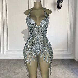 Les pantoufles voient à travers de courtes robes de bal cristaux de perles sier sier femme de queue pour les femmes pour la fête