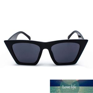 Pequeño triángulo lindo sexy ojo gafas de sol mujeres negro blanco vintage barato retro al aire libre gafas de sol gafas de sol uv400 precio de fábrica diseño experto calidad más reciente