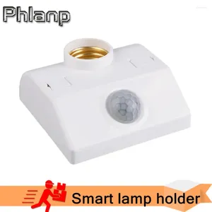 Control de hogar inteligente Bombilla LED E27 Base PIR Detector de movimiento Cuerpo humano automático Sensor infrarrojo IR Soporte de lámpara Enchufe de pared