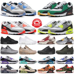 Designer 90 chaussures de course hommes femmes années 90 Triple Noir Blanc Gorge Vert Camo Bacon Université Bleu Infrarouge OG Volt Batman baskets pour hommes baskets de sport en plein air