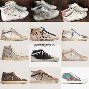 Baskets Golden Sneaker Mid star Deluxe marque haut de gamme style femmes chaussures décontractées paillettes classique blanc Do-old sale hommes chaussure